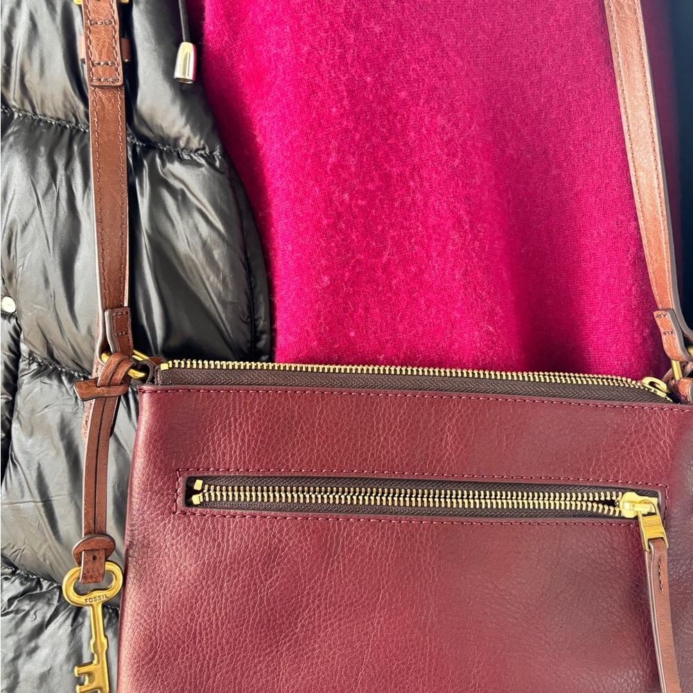 Fossil Fiona Small Crossbody in Burgundy Leather with Wallet